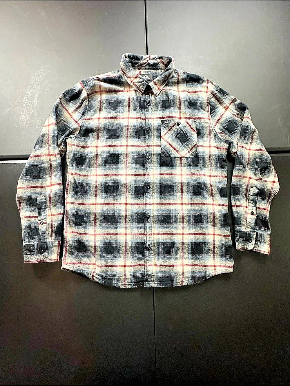 Quiksilver black, white, and red plaid flannel shirt size M